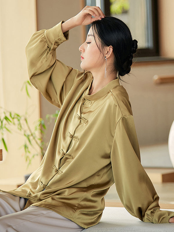 Gracefully Styled Blouse for Any Occasion