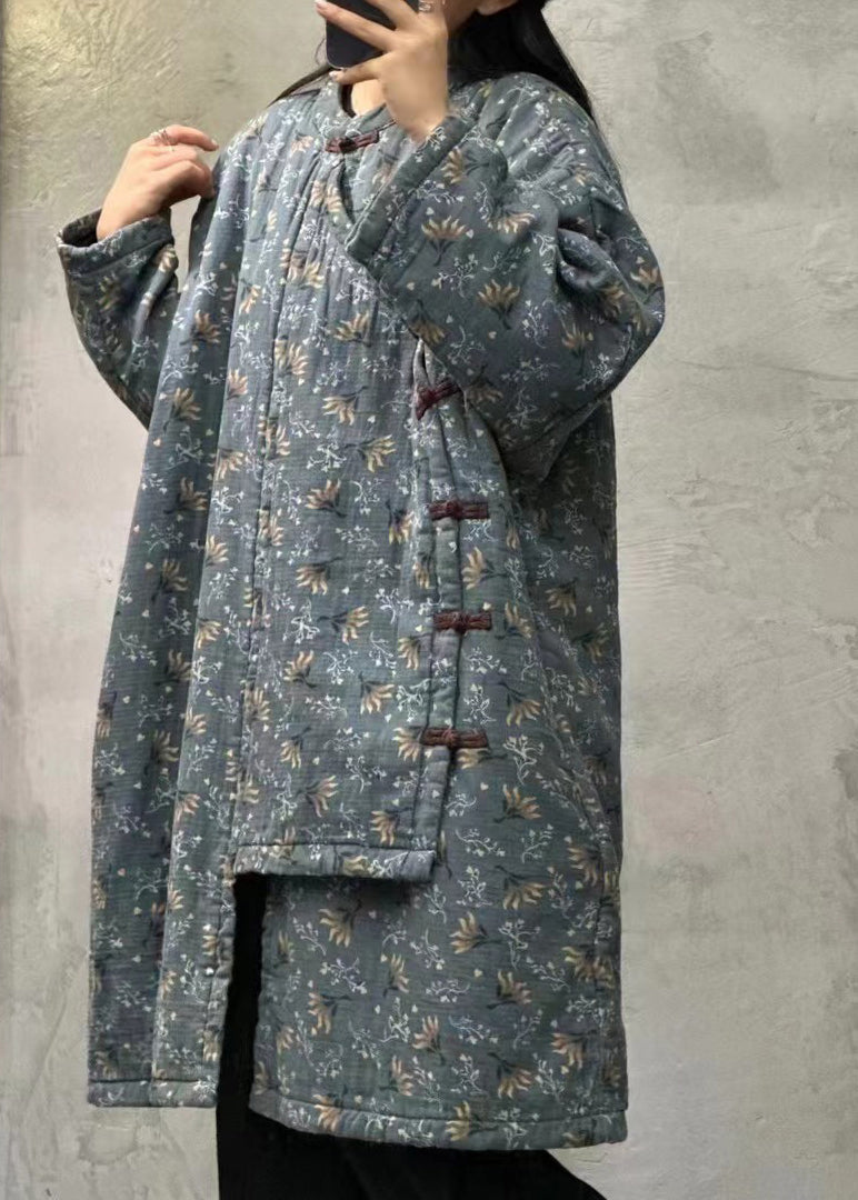 Gracefully Styled Coat for Any Occasion