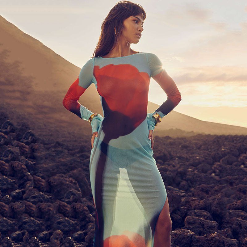 Classic Vintage Dress with a Flattering Fit