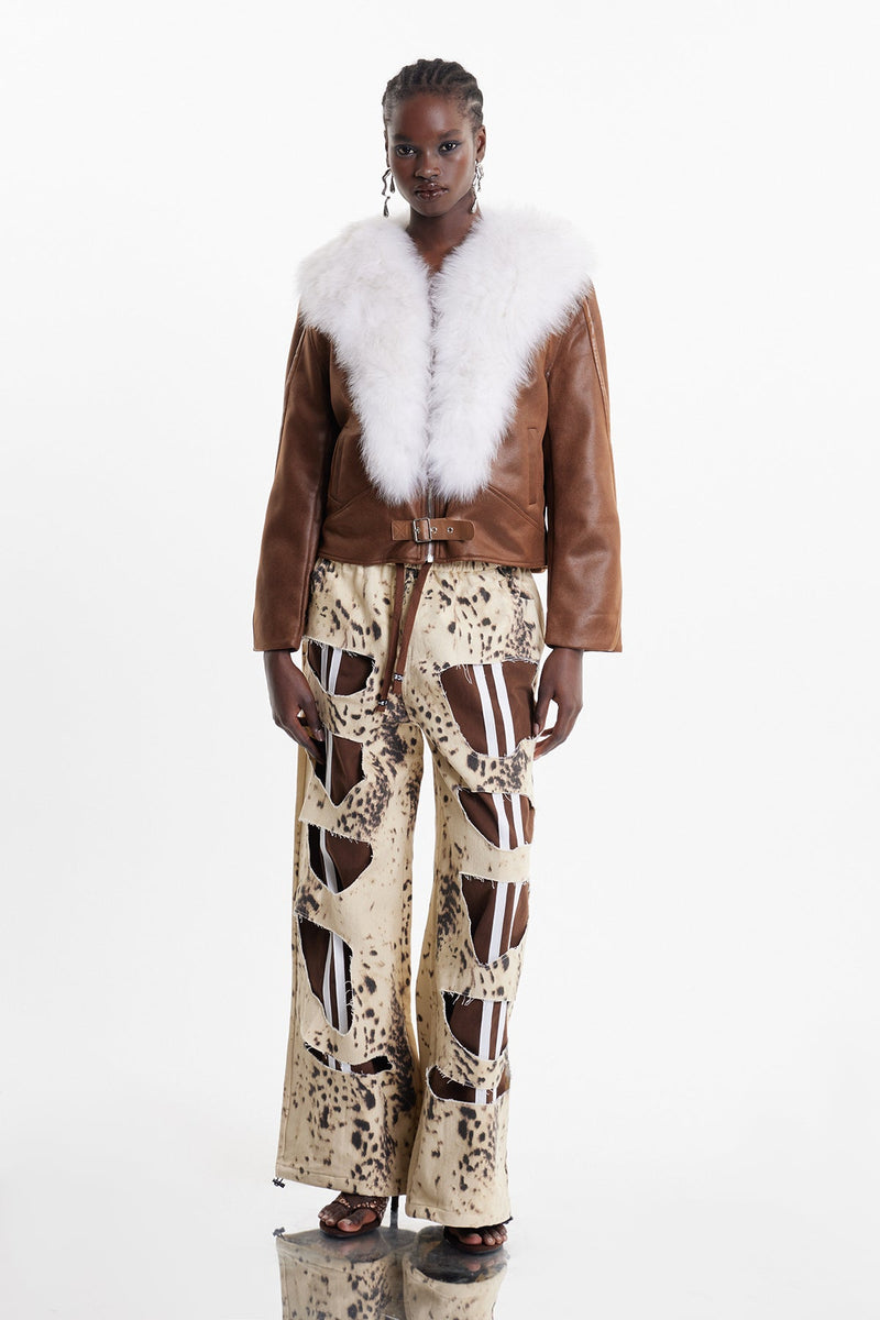 Classic Vintage Pants with a Flattering Fit