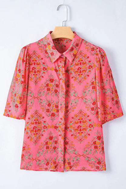 Classic Vintage Shirt with a Flattering Fit