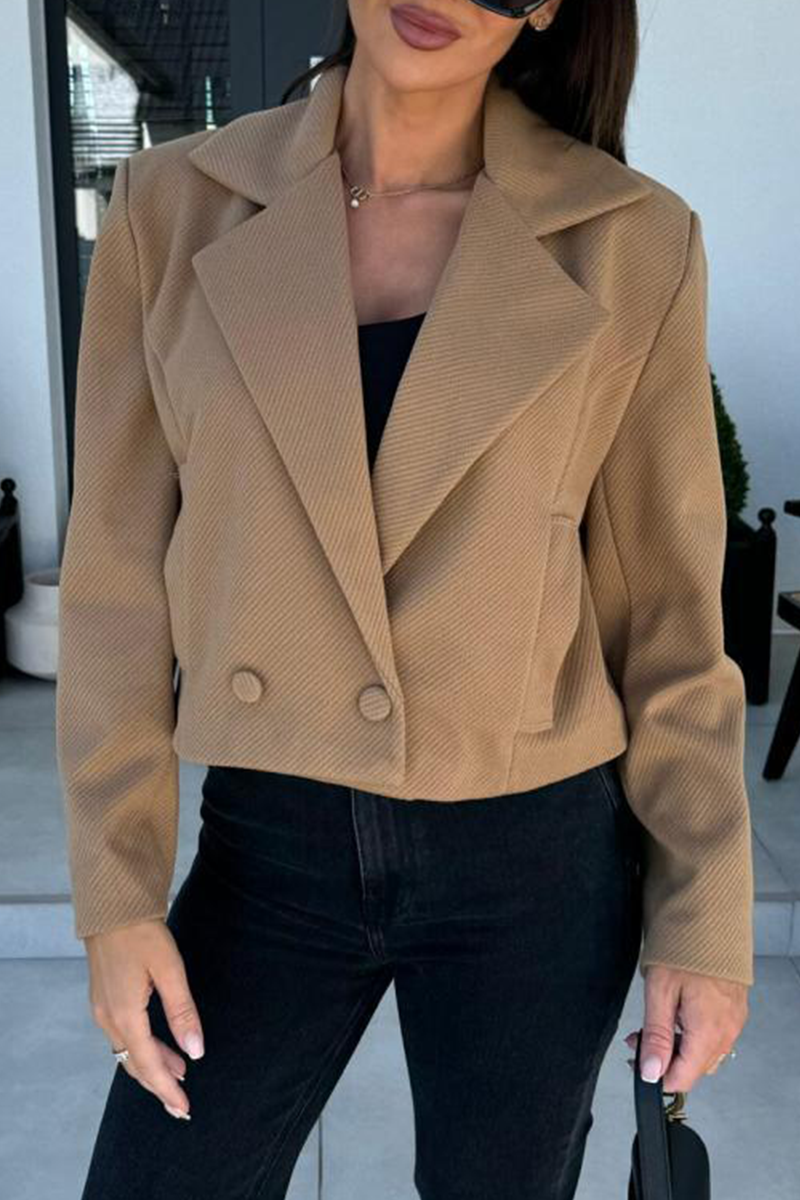 Gracefully Styled Garment for Any Occasion