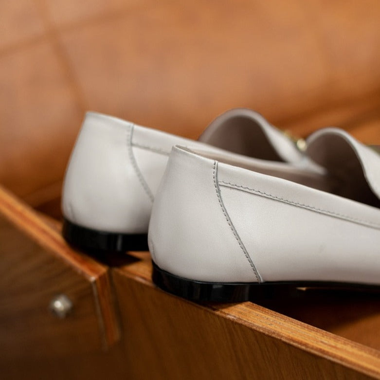 Sophisticated Garment with a Clean Classic Look