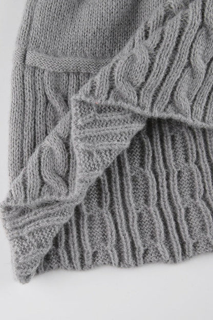 Effortlessly Elegant Garment with a Timeless Design