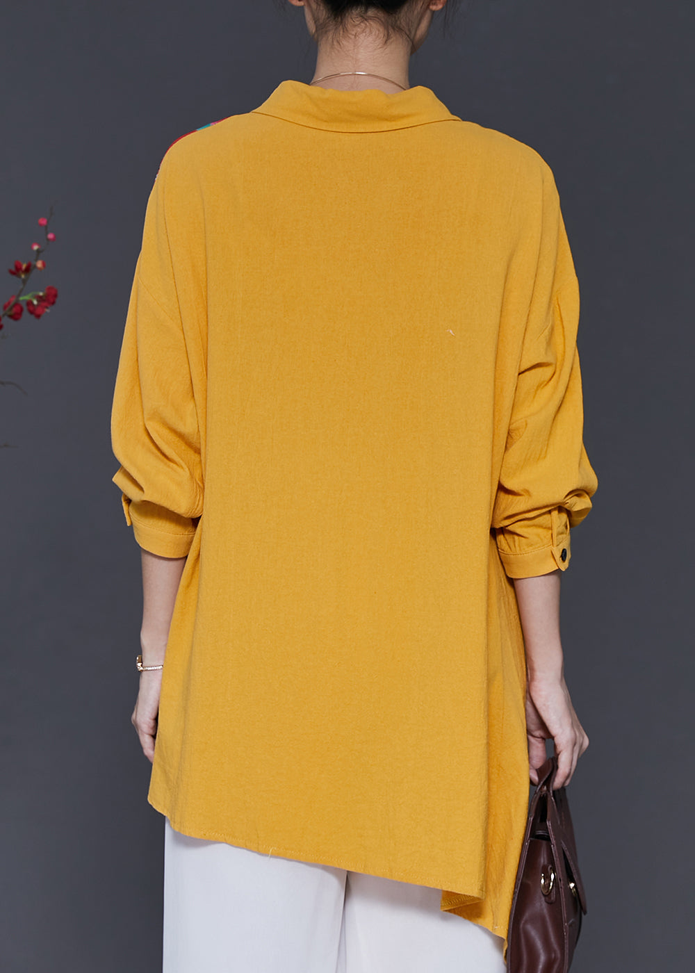 Elegantly Styled Shirt for Everyday Wear