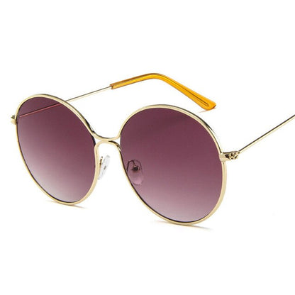 Sophisticated Garment with a Clean Classic Look