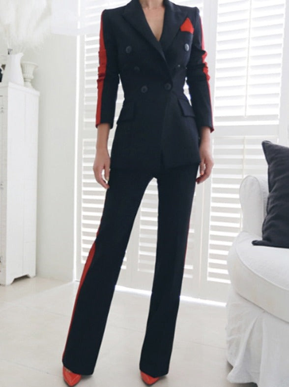 Effortlessly Elegant Pants with a Timeless Design