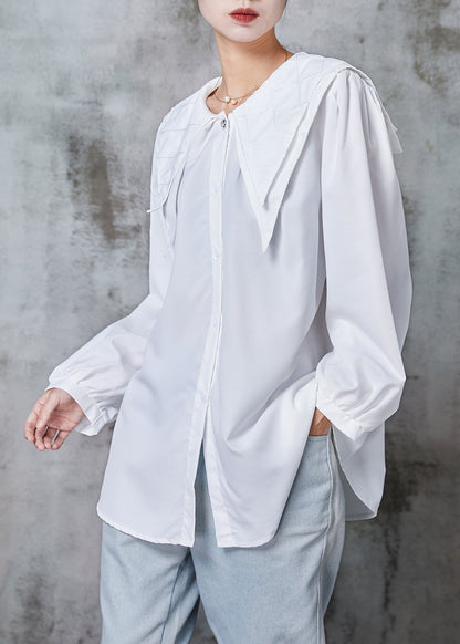 Classic Vintage Shirt with a Flattering Fit