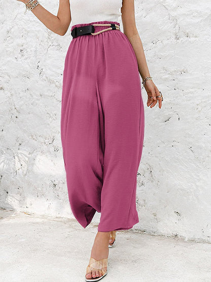 Effortlessly Elegant Pants with a Timeless Design