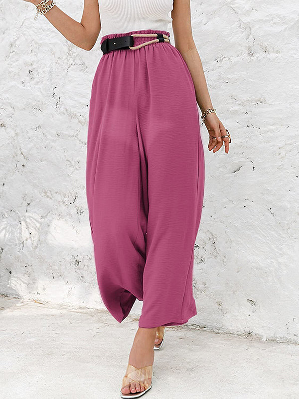 Effortlessly Elegant Pants with a Timeless Design