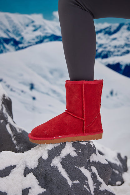 Beautifully Finished Boots in a Timeless Design