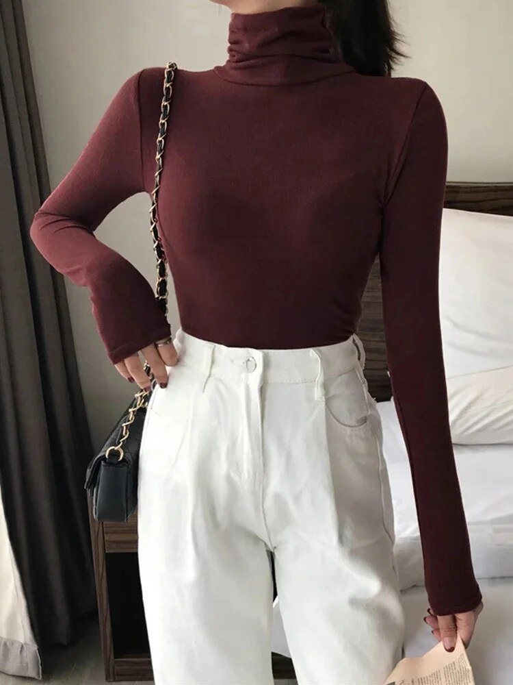 Classic Vintage T-Shirt with a Flattering Fit