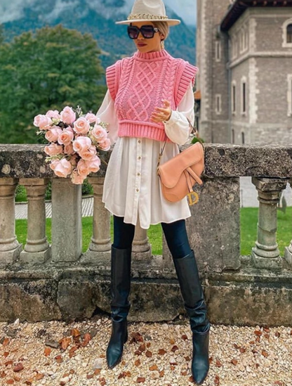 Well Tailored Top with a Graceful Silhouette