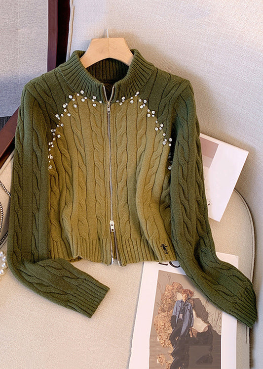 A Vintage Style Top with Delicate Timeless Details