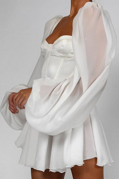 Effortlessly Elegant Dress with a Timeless Design