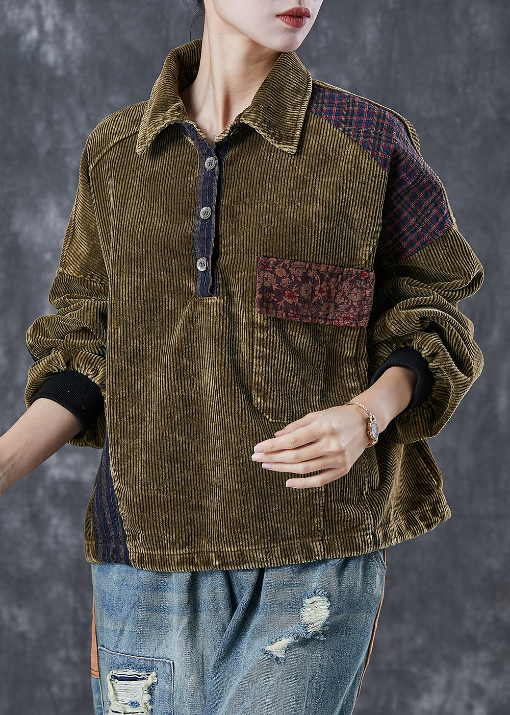 Effortlessly Elegant Shirt with a Timeless Design