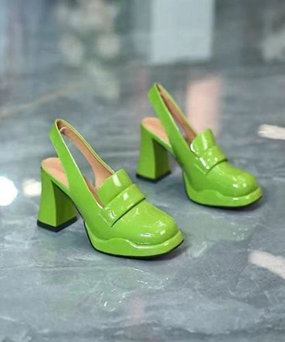 Well Tailored Heels with a Graceful Silhouette