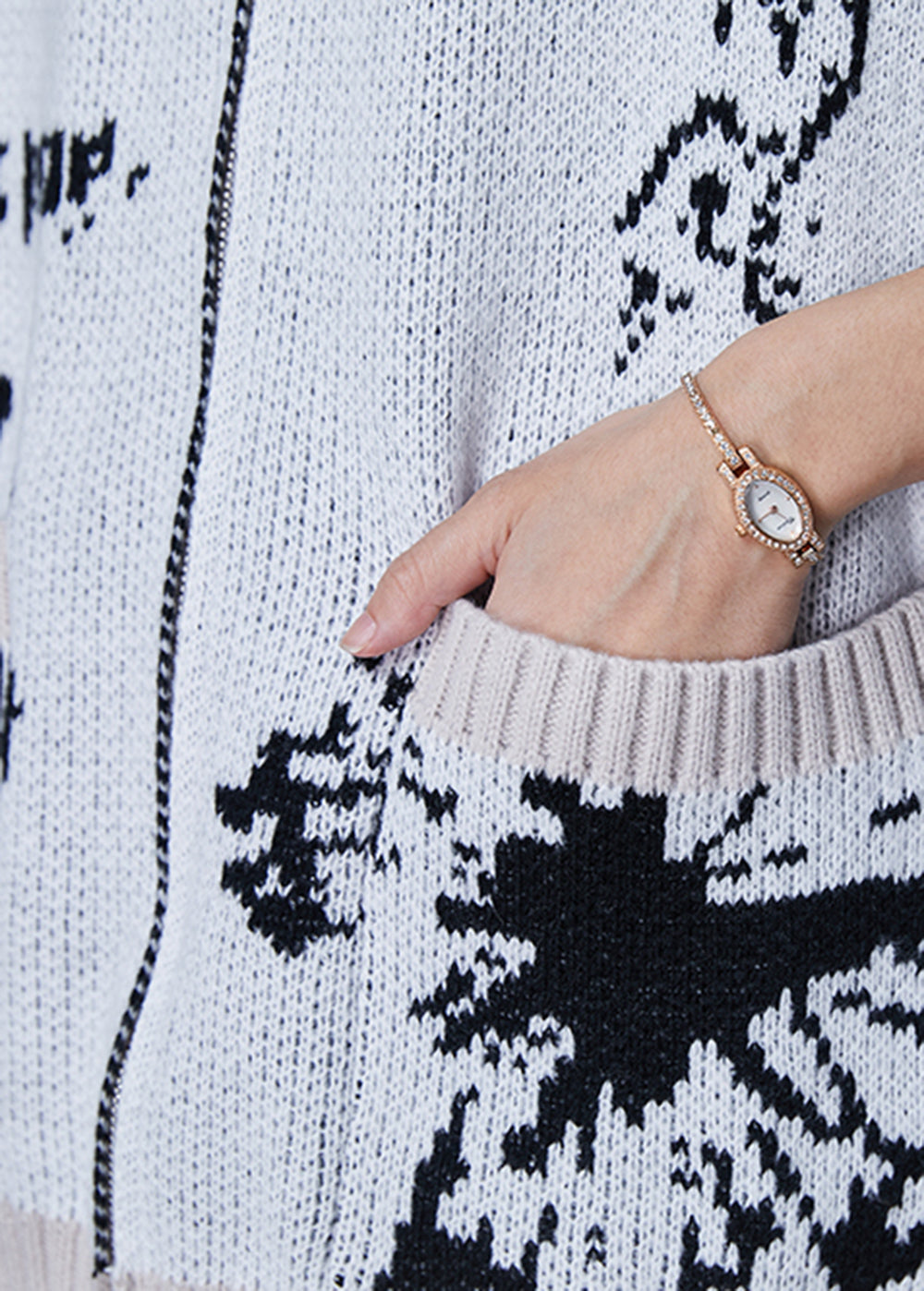 Classic Vintage Cardigan with a Flattering Fit