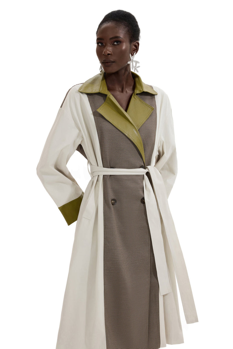 Sophisticated Coat with a Clean Classic Look