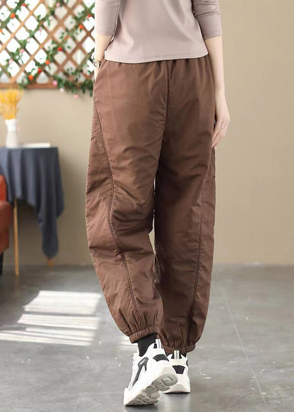 Effortlessly Elegant Pants with a Timeless Design