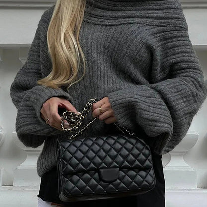 Effortlessly Elegant Sweater with a Timeless Design