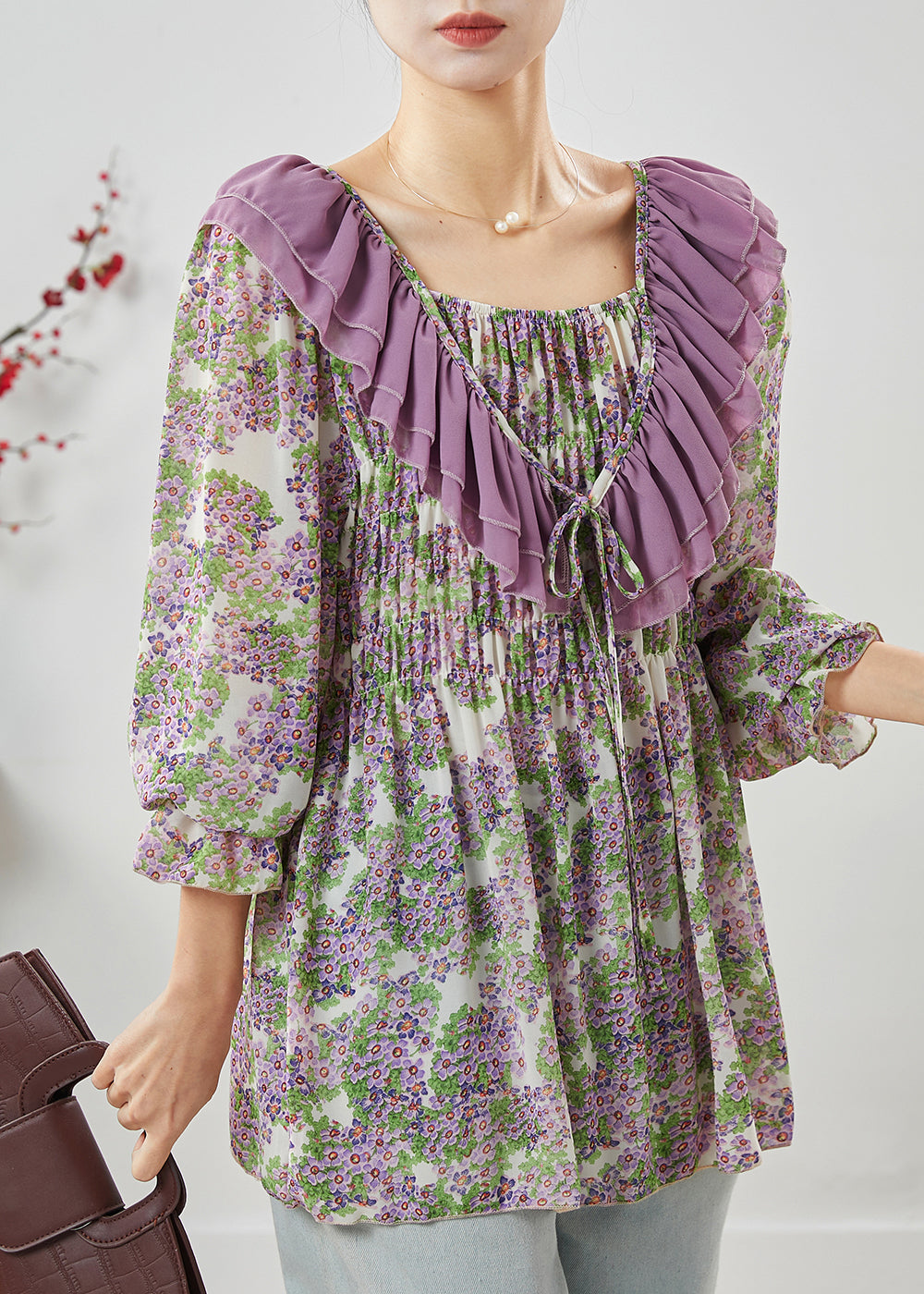 Effortlessly Elegant Shirt with a Timeless Design