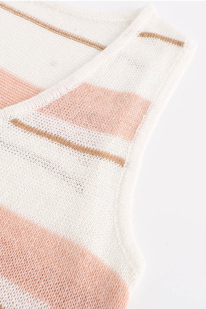 Effortlessly Elegant Top with a Timeless Design