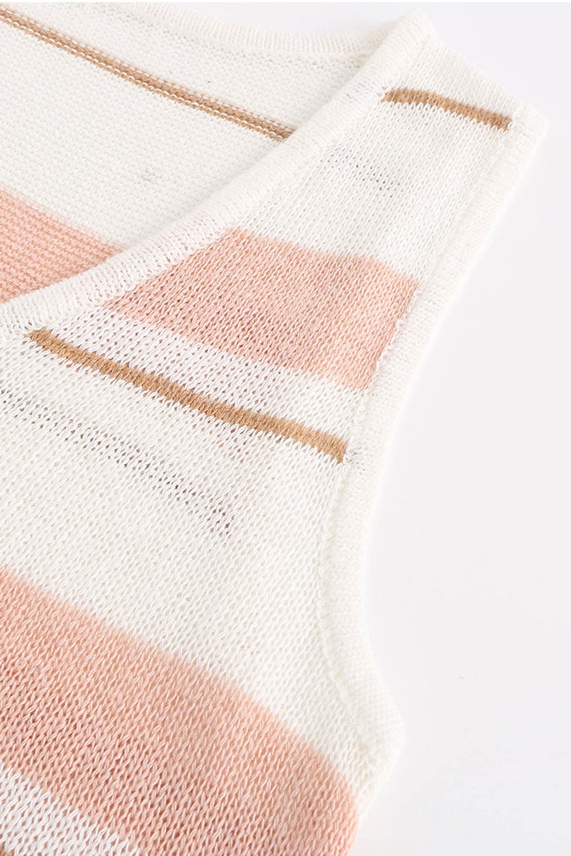 Effortlessly Elegant Top with a Timeless Design