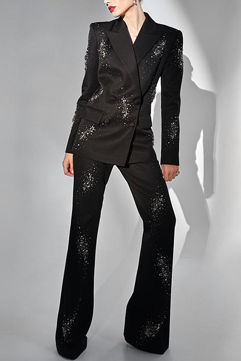 Classic Vintage Garment with a Flattering Fit
