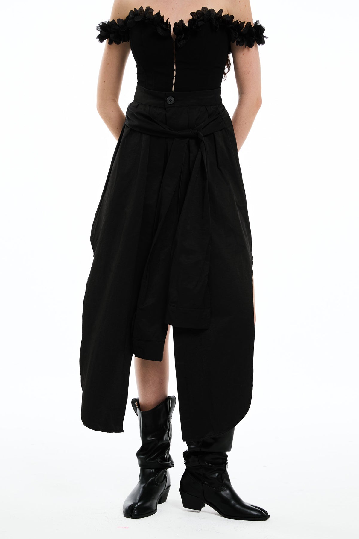 Sophisticated Garment with a Clean Classic Look
