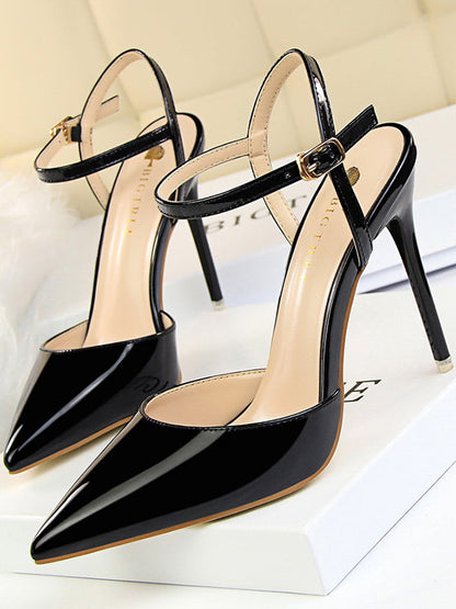 Elegantly Styled Sandals for Everyday Wear
