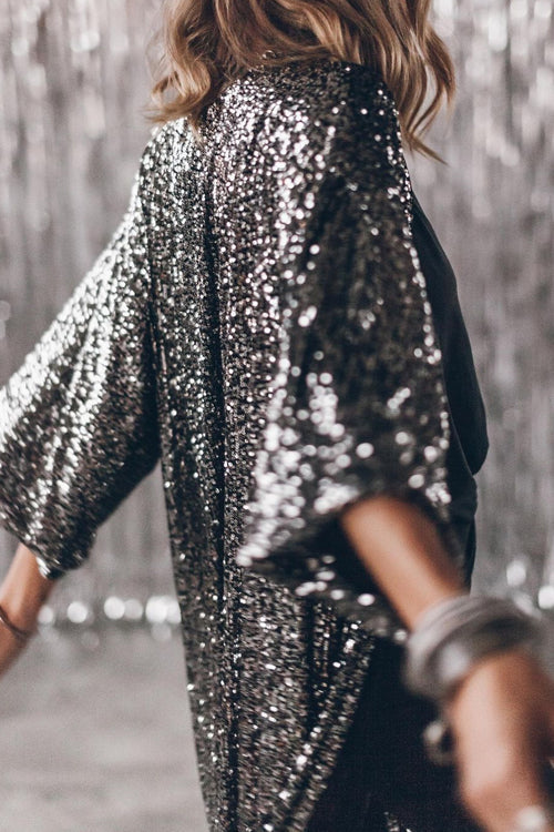Classic Vintage Cardigan with a Flattering Fit
