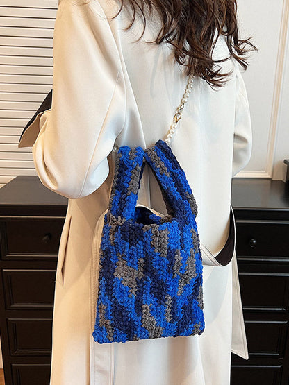 Polished Bag with an Effortless Classic Look