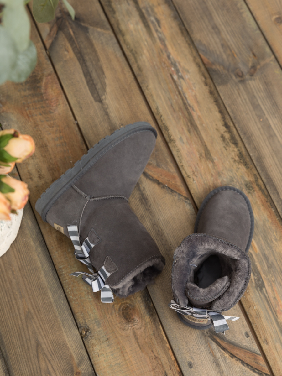 Gracefully Styled Boots for Any Occasion
