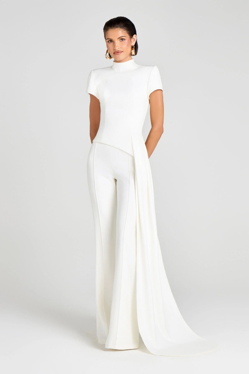 Gracefully Styled Pants for Any Occasion