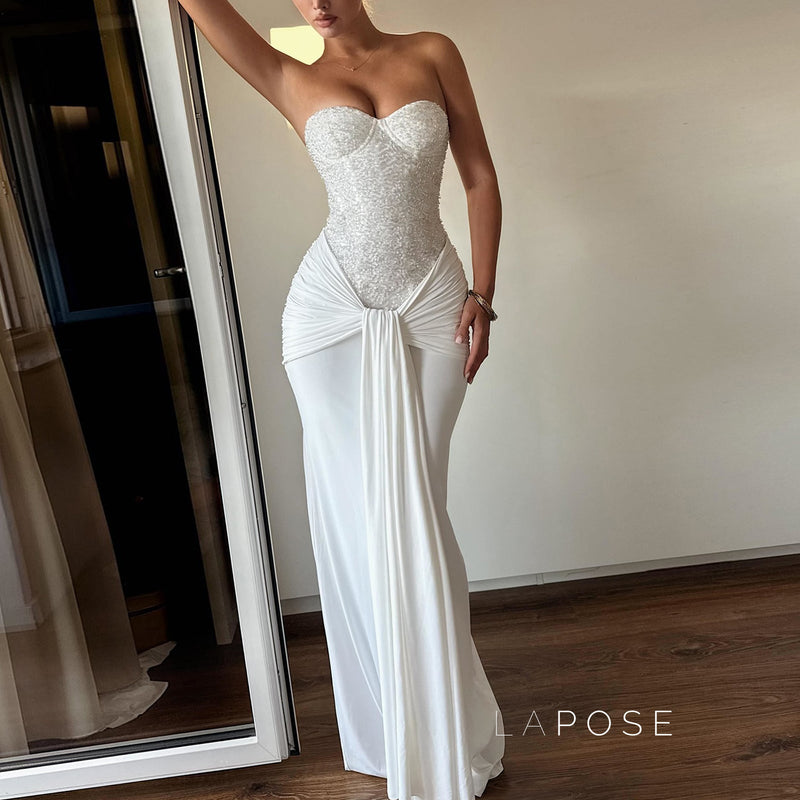 Beautifully Crafted Dress in a Classic Style