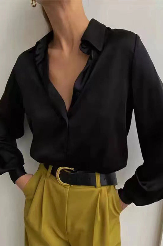 Beautifully Crafted Blouse in a Classic Style