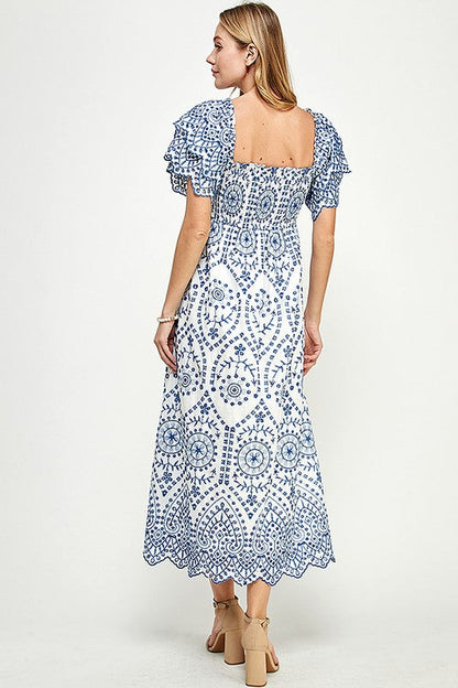 Gracefully Styled Dress for Any Occasion