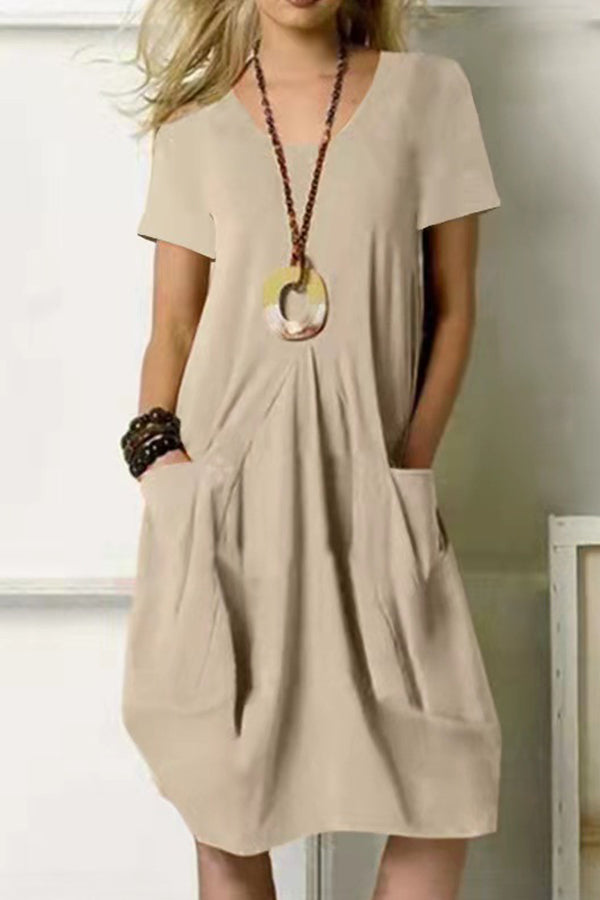 Well Tailored Dress with a Graceful Silhouette