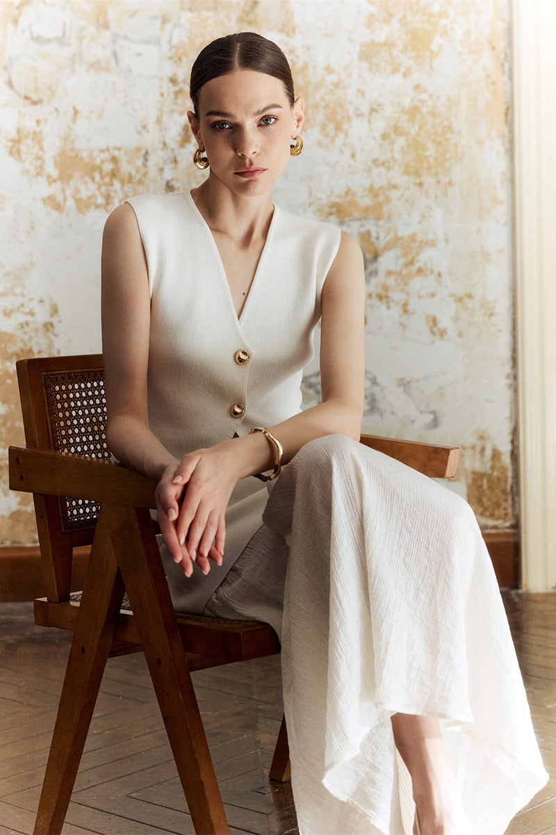 Classic Vintage Garment with a Flattering Fit