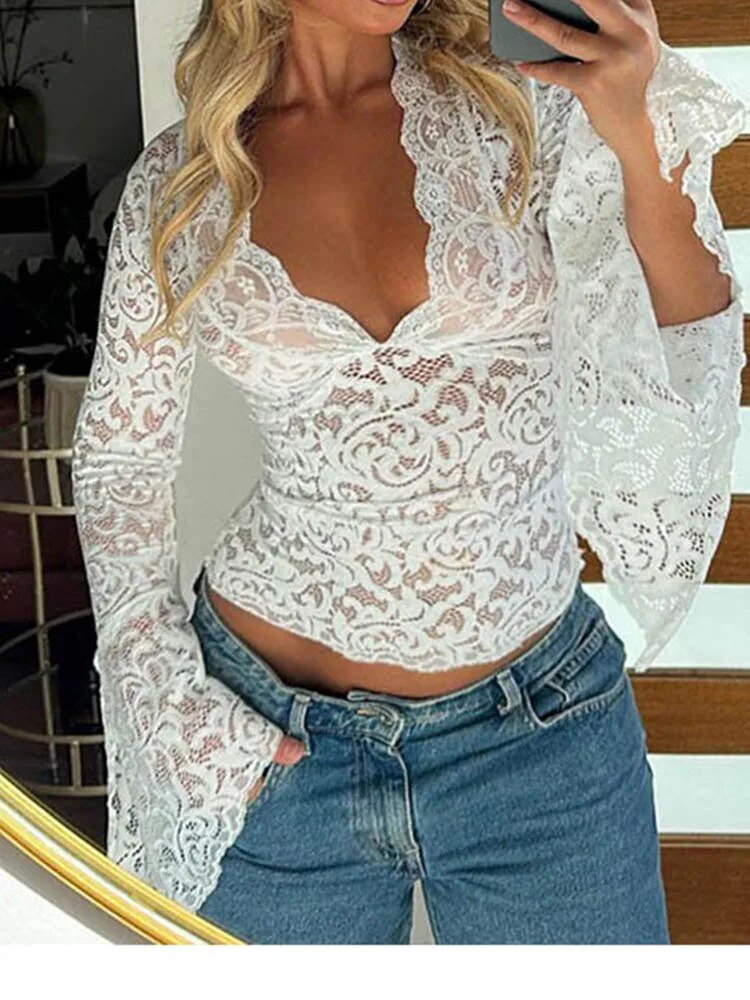 Beautifully Crafted T-Shirt in a Classic Style
