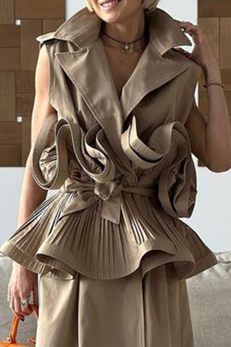 Beautifully Finished Blouse in a Timeless Design