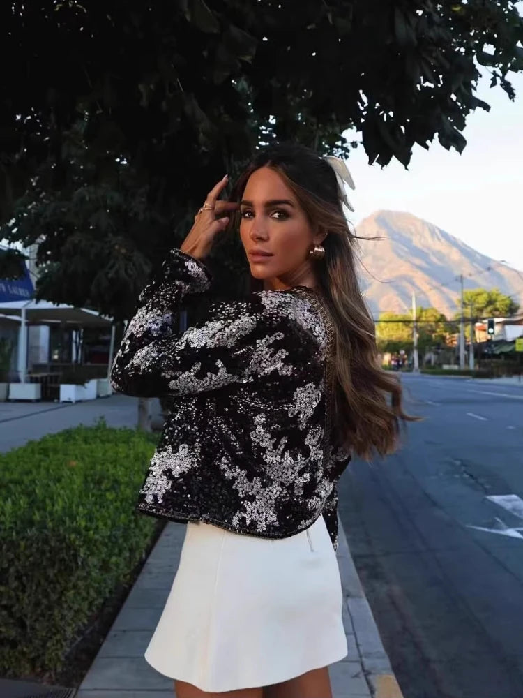 Polished Jacket with an Effortless Classic Look