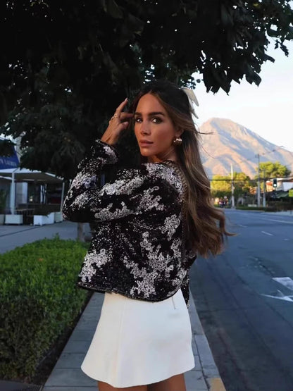 Polished Jacket with an Effortless Classic Look