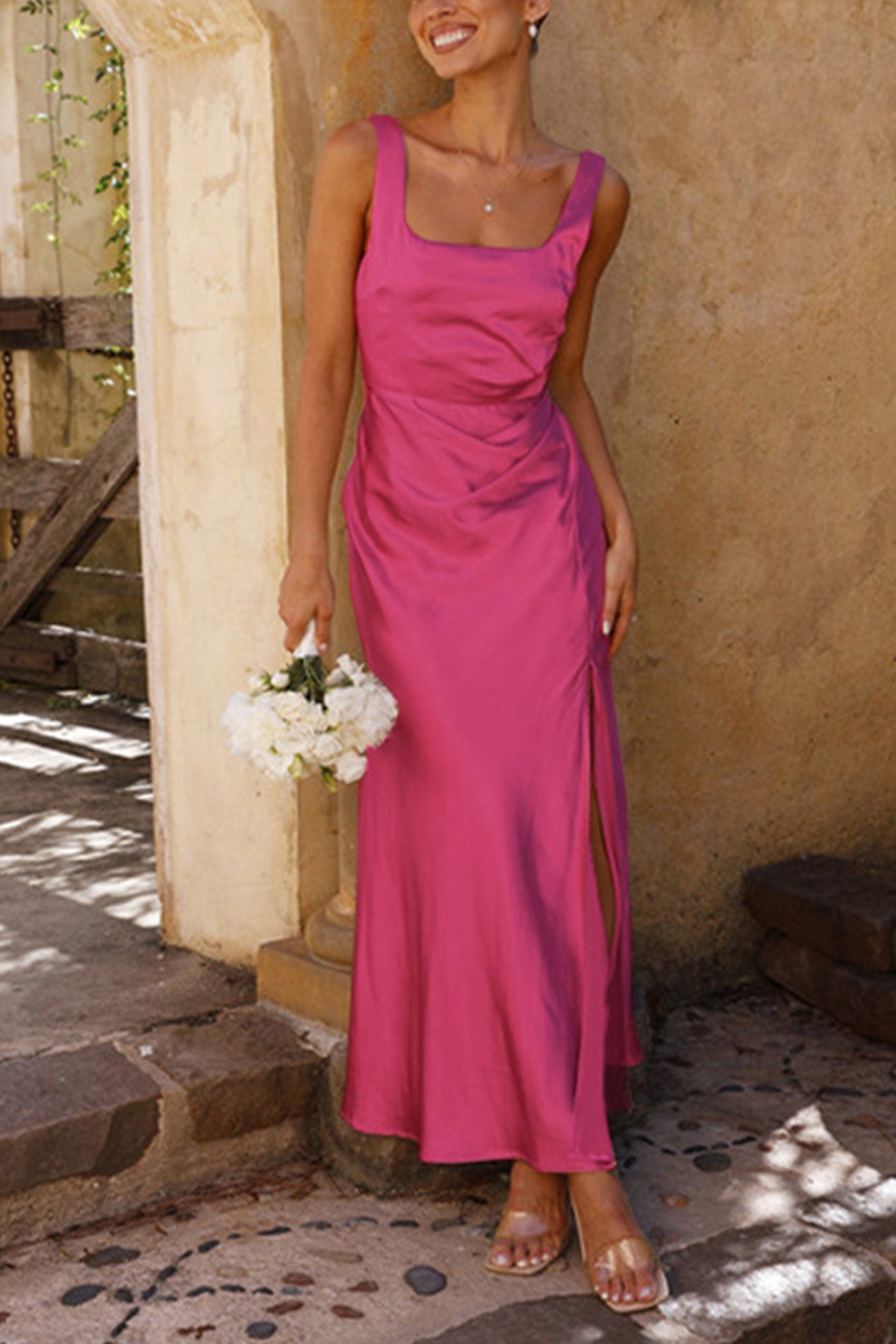 Gracefully Styled Dress for Any Occasion