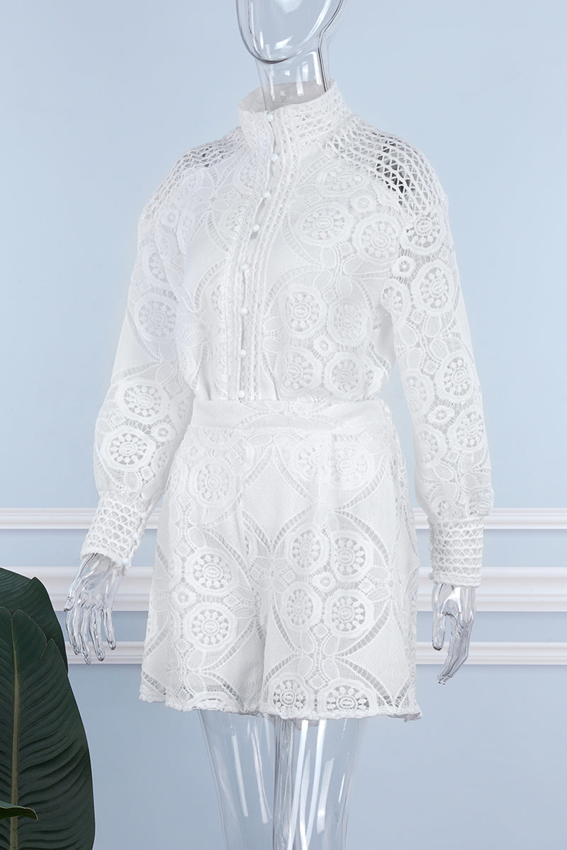 Effortlessly Elegant Garment with a Timeless Design