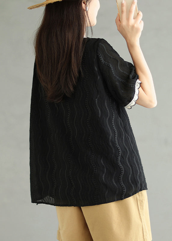 Well Tailored Top with a Graceful Silhouette