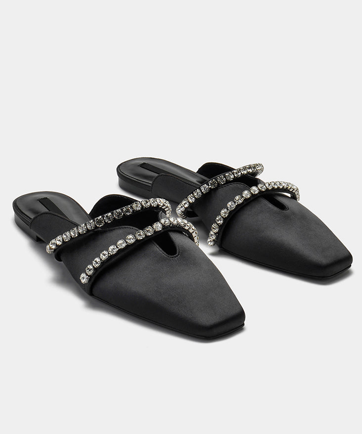 Elegantly Styled Sandals for Everyday Wear