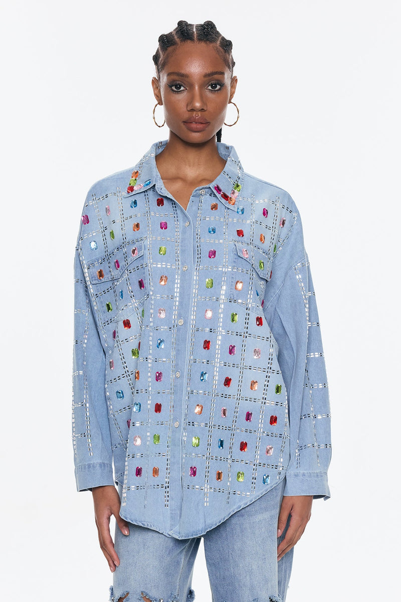 Gracefully Styled Shirt for Any Occasion