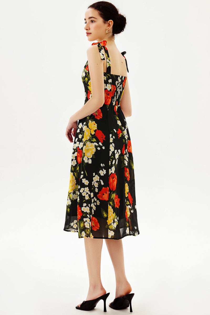 Classic Vintage Dress with a Flattering Fit